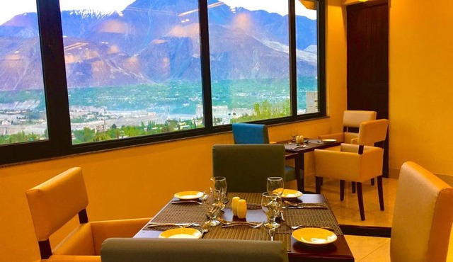 Avari Xpress Gilgit