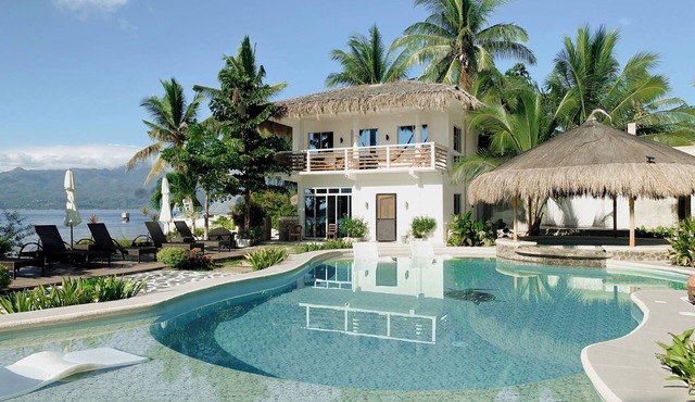 Avila's Horizon Dive Resort Santander