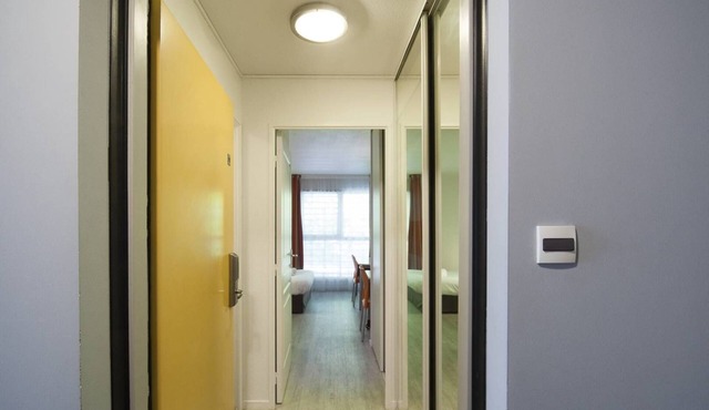 Avisseau - Quiet studio in the heart of the Chartrons district