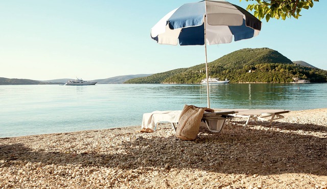Avra Beach Hotel