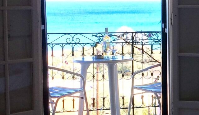 Avra Paradise Aparthotel