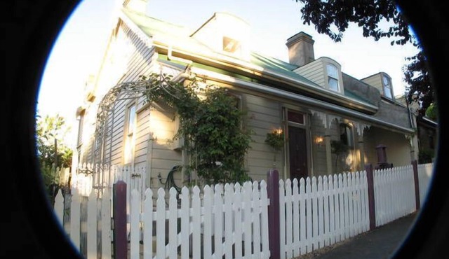 Award winning central Launceston accomodation