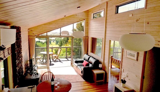 Awatea Cottage: Luxury Abel Tasman Getaway