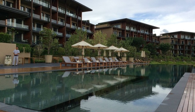 Away At-tA lakeside suite @ khaoyai