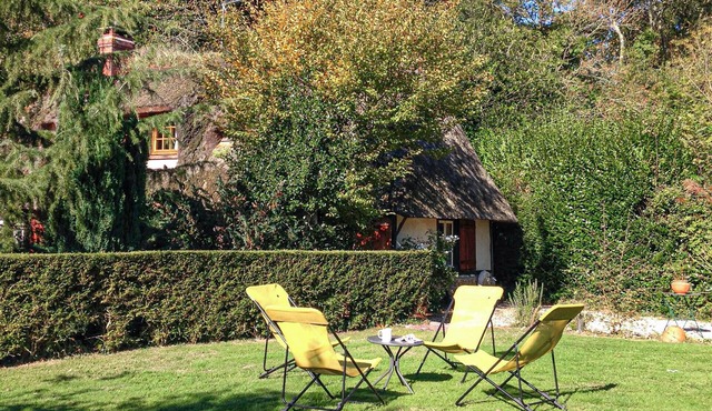 Awesome home in Sainte-Opportune la Ma