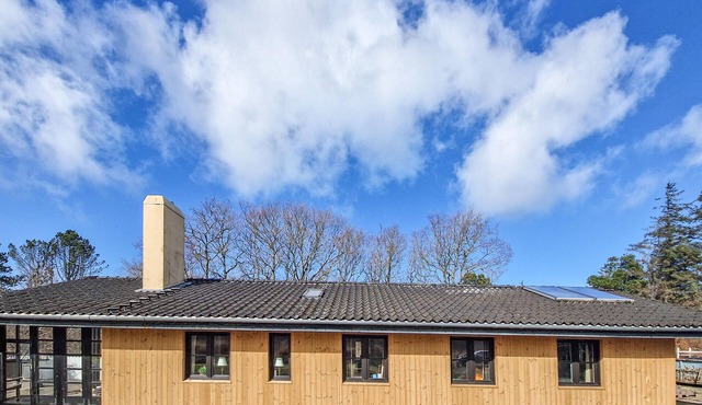 Awesome home in Bindslev with WiFi