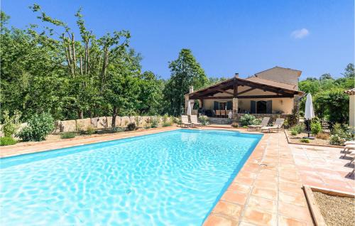 Awesome Home In Carcès