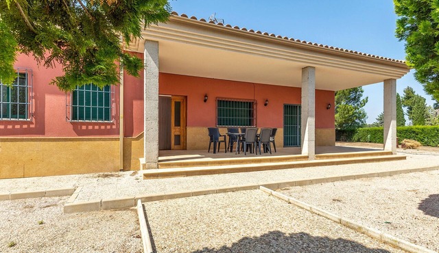 Awesome home in Cehegin