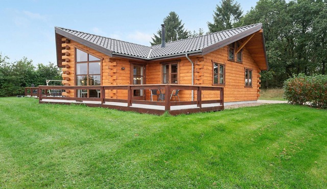 Awesome home in Ejstrupholm with sauna