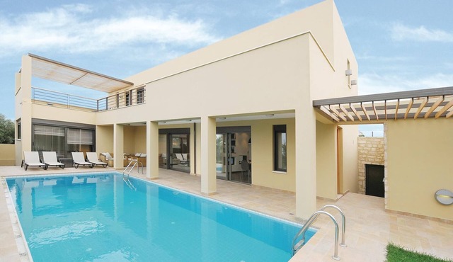 Awesome home in Rethymno Crete