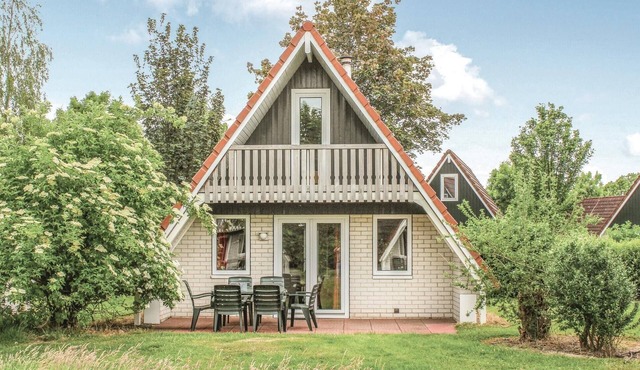 Awesome home in Gramsbergen with WiFi