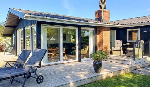 Awesome home in Haderslev with WiFi