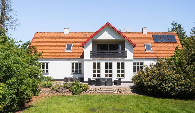 Awesome home in Haslev with kitchen