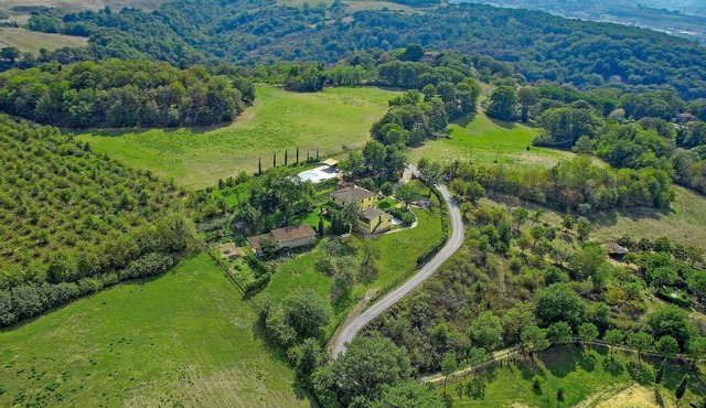 Awesome home in Terranuova B. AR