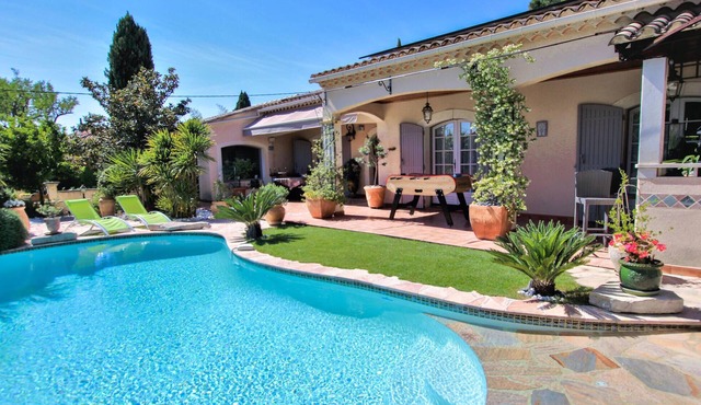 Awesome home in Les Angles
