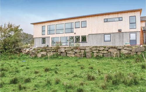 Awesome Home In Vanse With Wifi