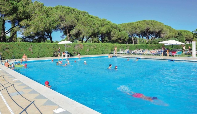 Awesome home in Baia Domizia S.Aurunca