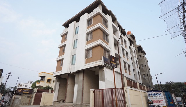 AY Plus Regency Hotel