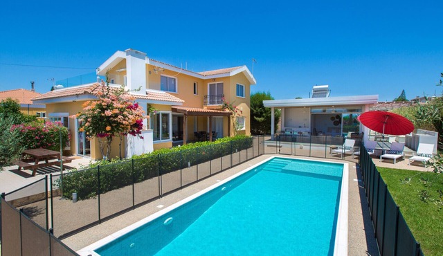 Ayia Napa Villa Danae Next To The Centre