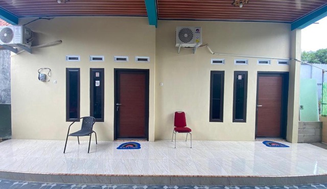 Ayna Guest House Syar'i Indramayu