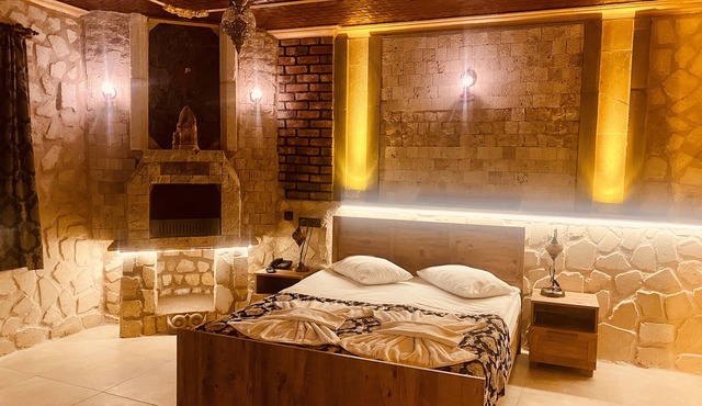Aysultan Stone House
