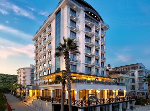 Ayvalik Cinar Hotel