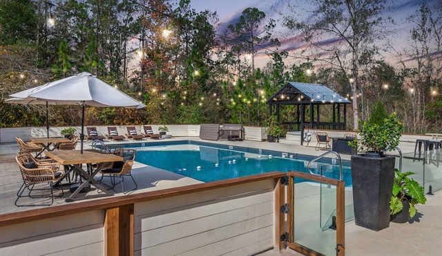 Azalea Pines | Secluded Retreat + Pool!