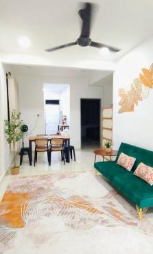 AzGanuHomestay Gong Badak