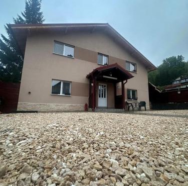 Azuga Home