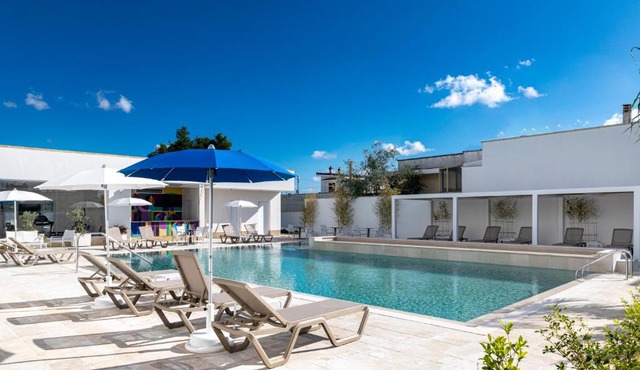 Azzurra Aparthotel