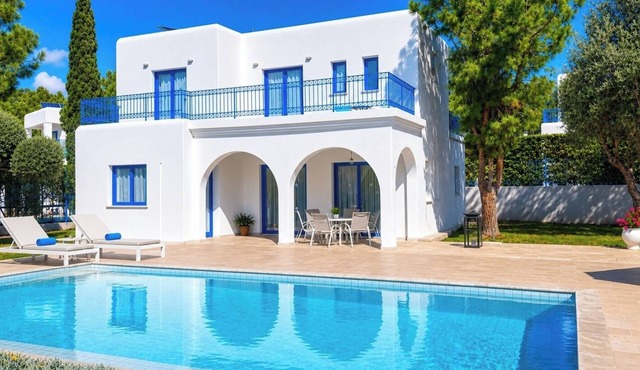 Azzurro Luxury Holiday Villas