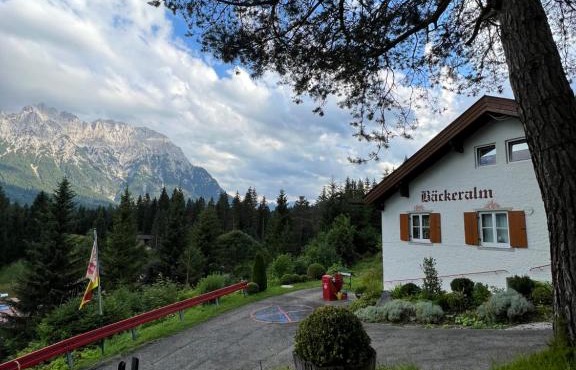 Bäckeralm© - B&B 16 +