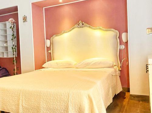 B&B Central Station Suite