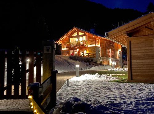 B & B Chalet Plan