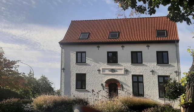 B&B Eikenlaan 12