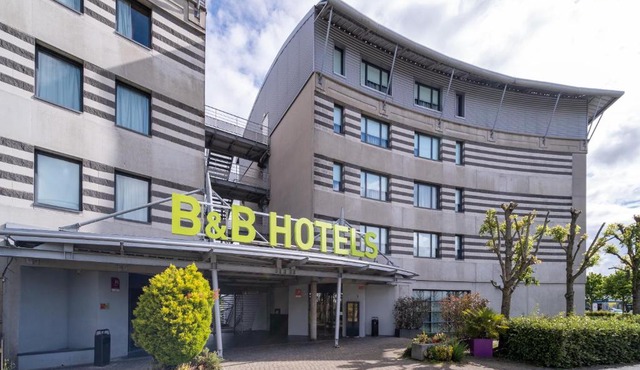 B&B HOTEL Calais Terminal Cité Europe 4 étoiles