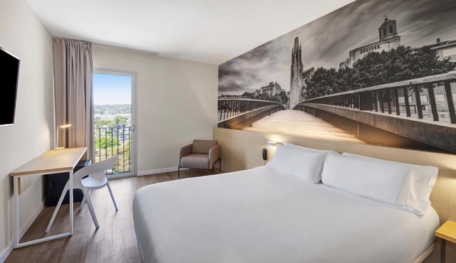 B&B HOTEL Girona 3