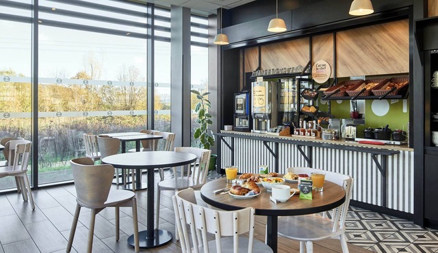 B&B HOTEL Igny Palaiseau