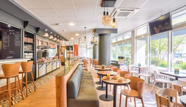 B&B HOTEL Paris Malakoff Parc des Expositions