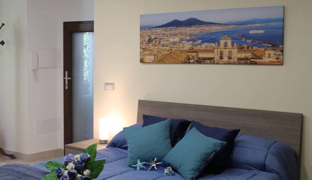 B&B Lady Cristina located in an ancient 18th century building near the sea and bus stop. xx