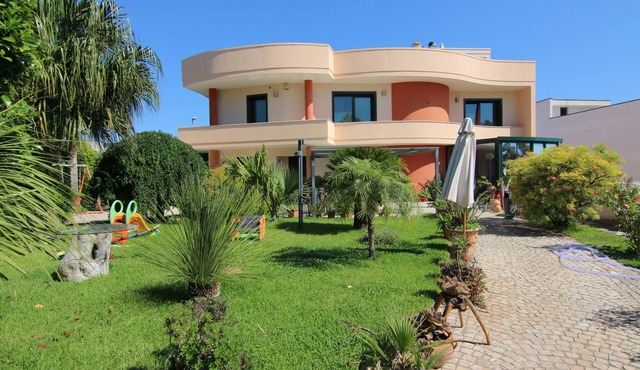 B & B Paradise