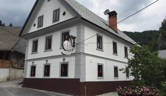 B&B Rot
