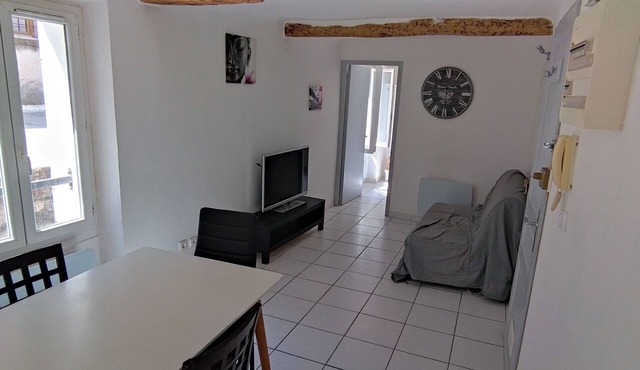 Bright 37m2 T2 apartment at the foot of Sainte Victoire/Lac du Verdon