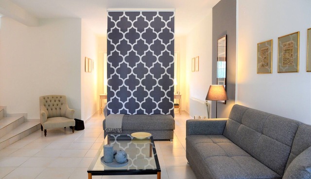 B Home in Panorama Thessaloniki