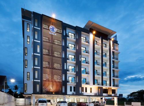 B Hotel