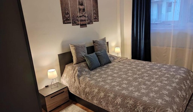 B&I Apartment