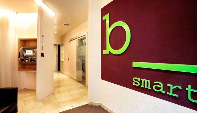 b smart motel Basel