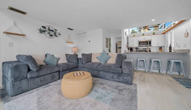B1 - Riverview Bungalow