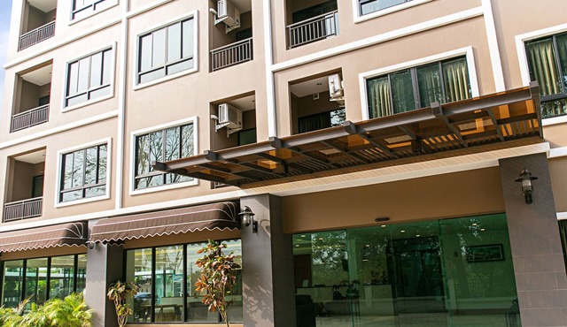 B2 Sriracha Premier Hotel