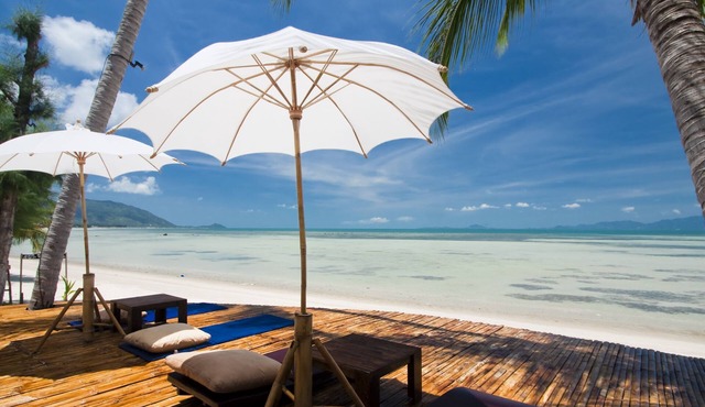 B52 Beach Resort